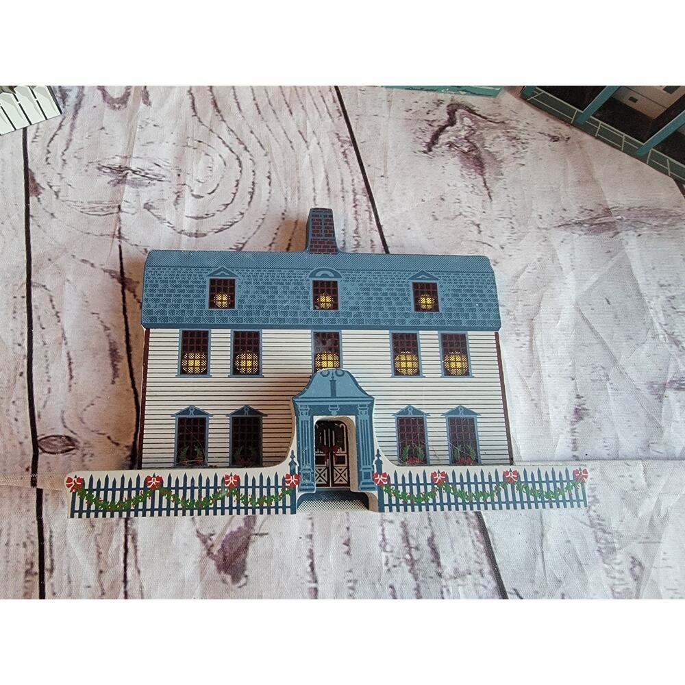 Dwight House Deerfield Massachusetts Sheila's Wooden Shelf Sitter 1994